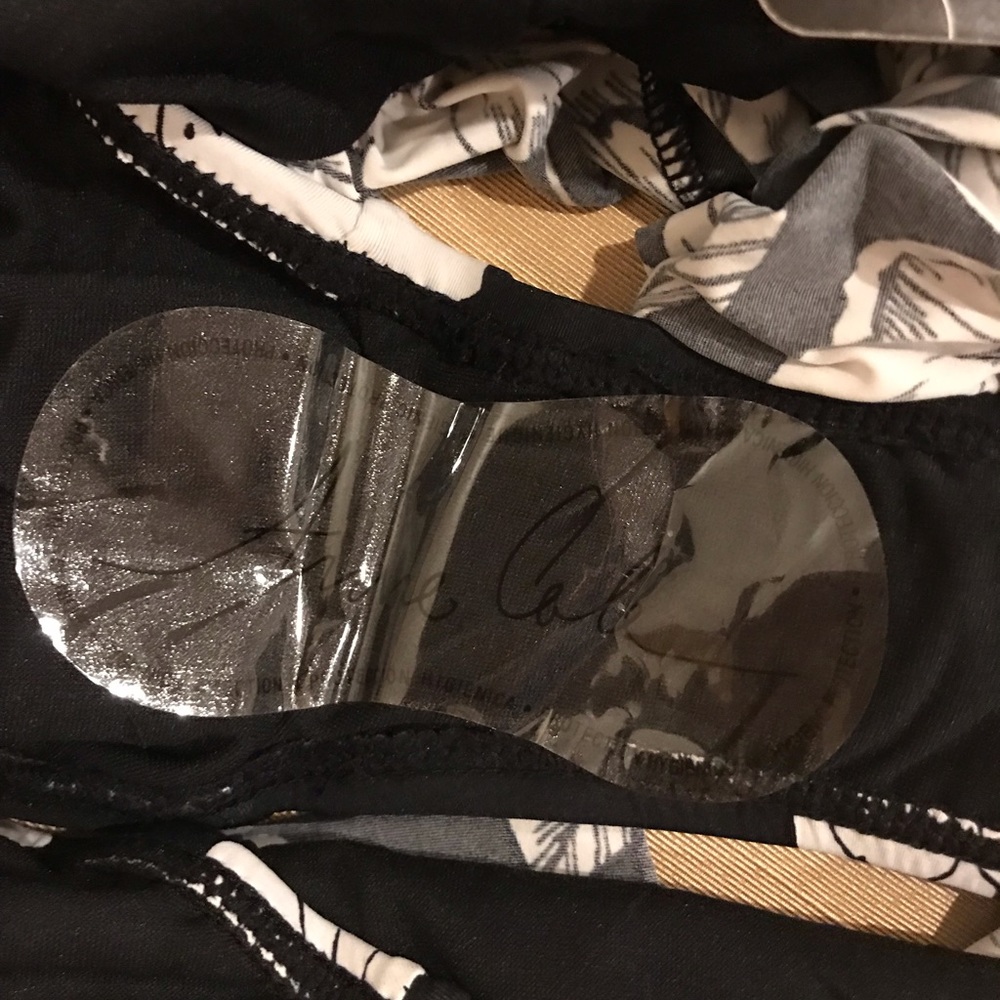 SOLD ON MERCARI! Anne Cole black white floral - Picture 8 of 8